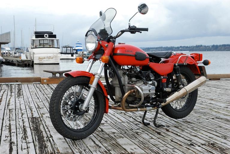 Ural Solo sT red